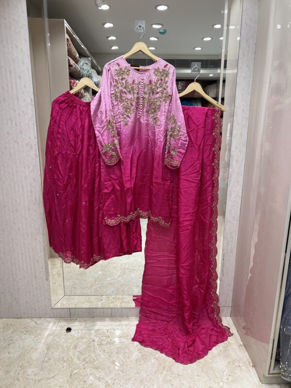 PINK-TO-RUBY RED PALAZZO SUIT