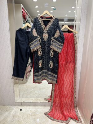 BLACK PARTY WEAR SUIT