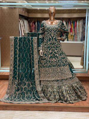 a1ac995e-d880-43cd-934a-ecf78ae32f6e EMERALD GREEN BRIDAL