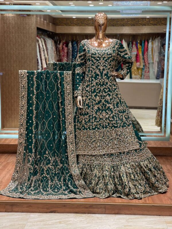 a1ac995e-d880-43cd-934a-ecf78ae32f6e EMERALD GREEN BRIDAL